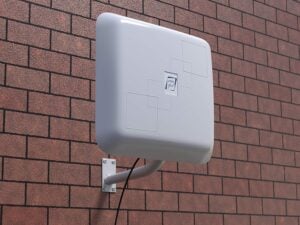 image of REMO electronics outdoor wi-fi antenna extender