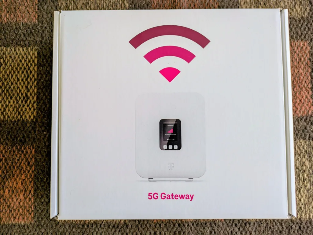 White box featuring image of T-Mobile 5G Gateway version G4AR
